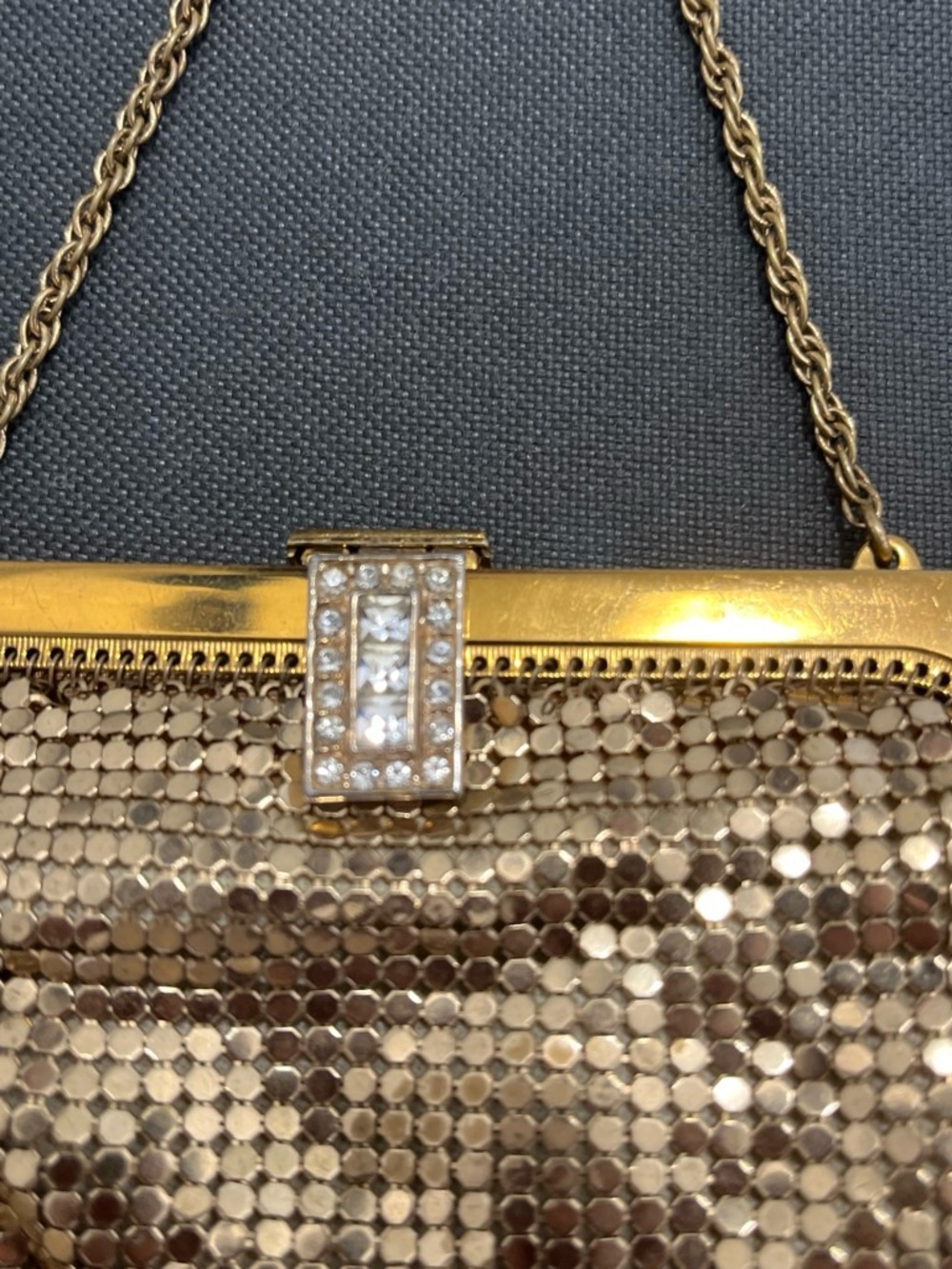 Vintage Whiting & Davis Gold Metal Mesh Evening Clutch with Chain - Picture 2 of 7